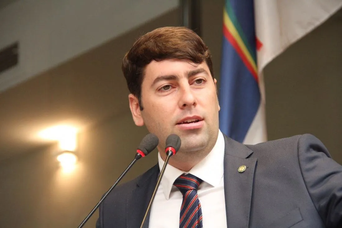 Câmara aprova PL que prevê a retirada de orelhões quebrados no Recife