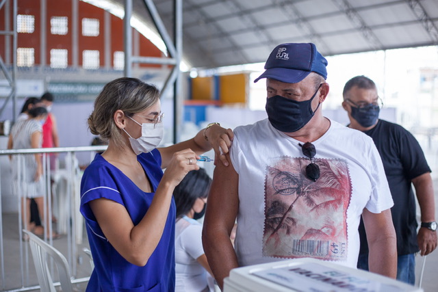 Santa Cruz iniciou vacinação bivalente contra Covid-19