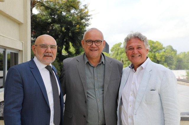 Peixe no almoço dos universitários de todo o país