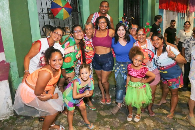 Priscila Krause marca presença no Carnaval de Igarassu