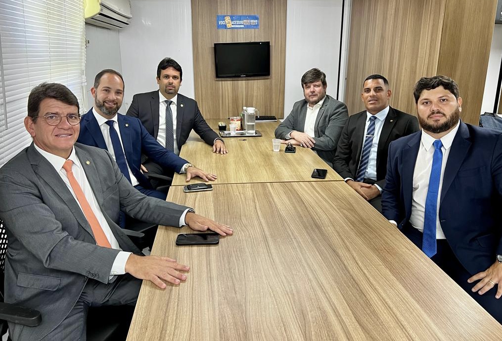 Bancada de oposição na Câmara do Recife alinha atuação