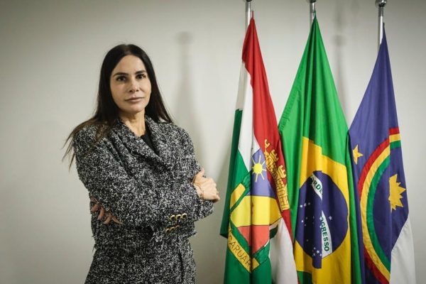 Simone Benevides vai responder pela Cehab e Perpart