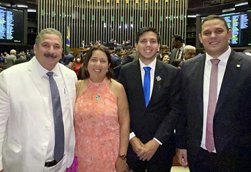 Eriberto Medeiros toma posse como deputado federal