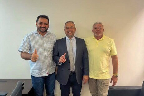 Nino de Enoque se reúne com lideranças de Pombos e Amaraji