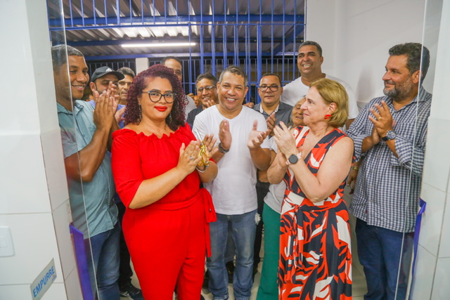 No Cabo, Keko entrega cinco Unidades de Saúde da Família 