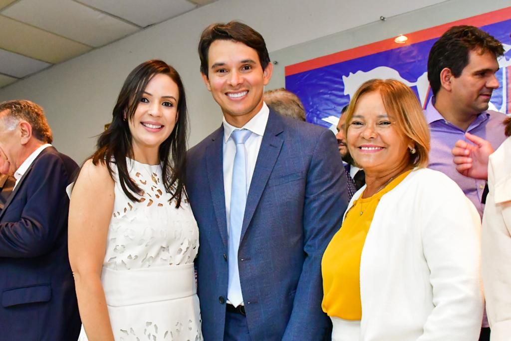 Nadegi e João enaltecem eleição de Márcia para a Amupe 