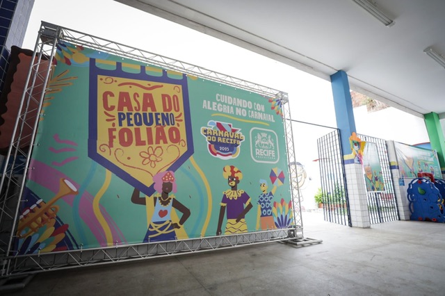 Carnaval do Recife conta com espaço para acolher filhos de catadores e ambulantes 