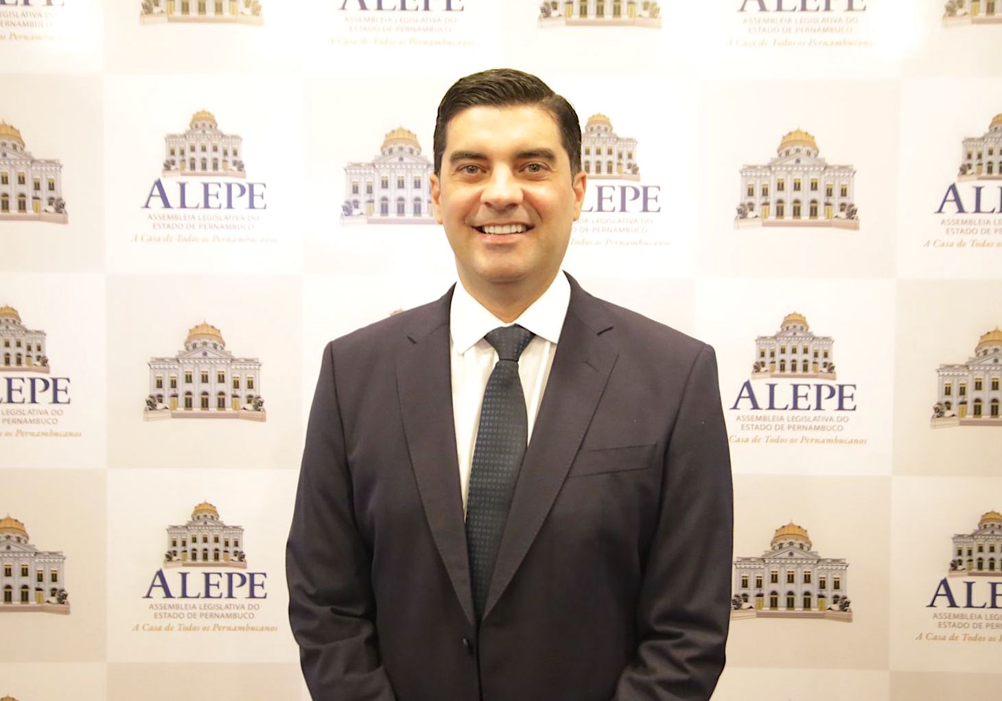 Kaio Maniçoba é o novo líder do PP na Alepe