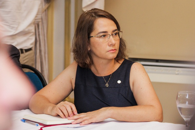 Deputada alerta para a possibilidade de chegada da gripe aviária em PE