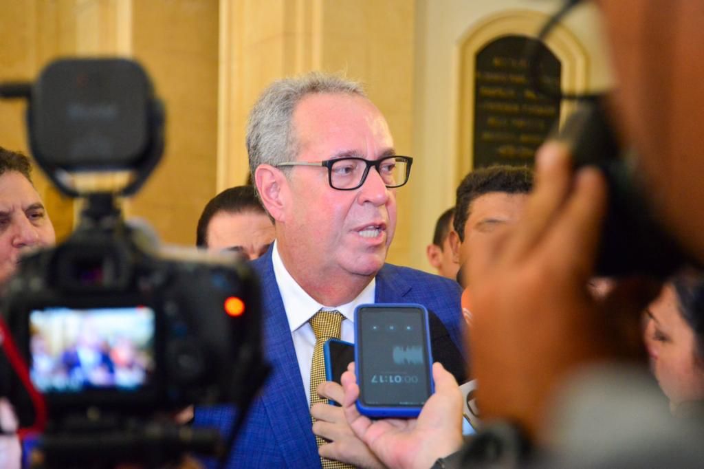 Álvaro ressalta importância do diálogo entre Executivo e Alepe