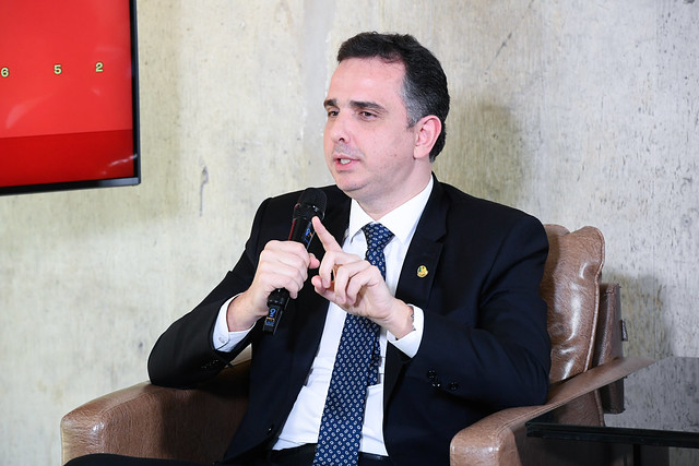 Rodrigo Pacheco é reeleito presidente do Senado Federal