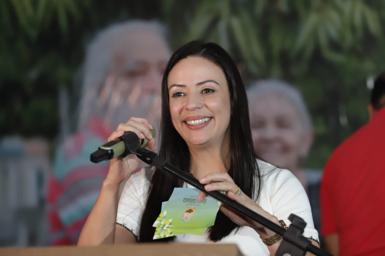 Márcia entrega 1ª creche na zona rural de Serra Talhada