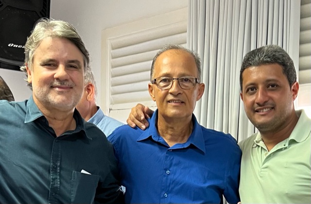 Arnaldo Júnior assume comando do MDB do Cabo