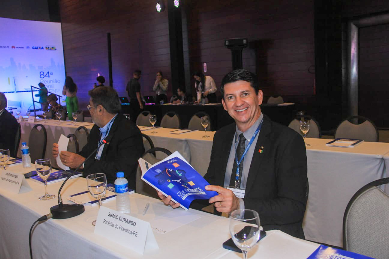 Em Brasilia, Simão participa da 84ª reunião da FNP