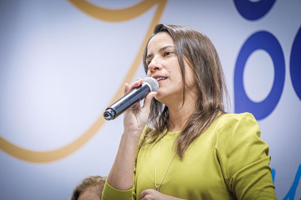 Raquel lança programa para reduzir filas no atendimento de saúde da mulher