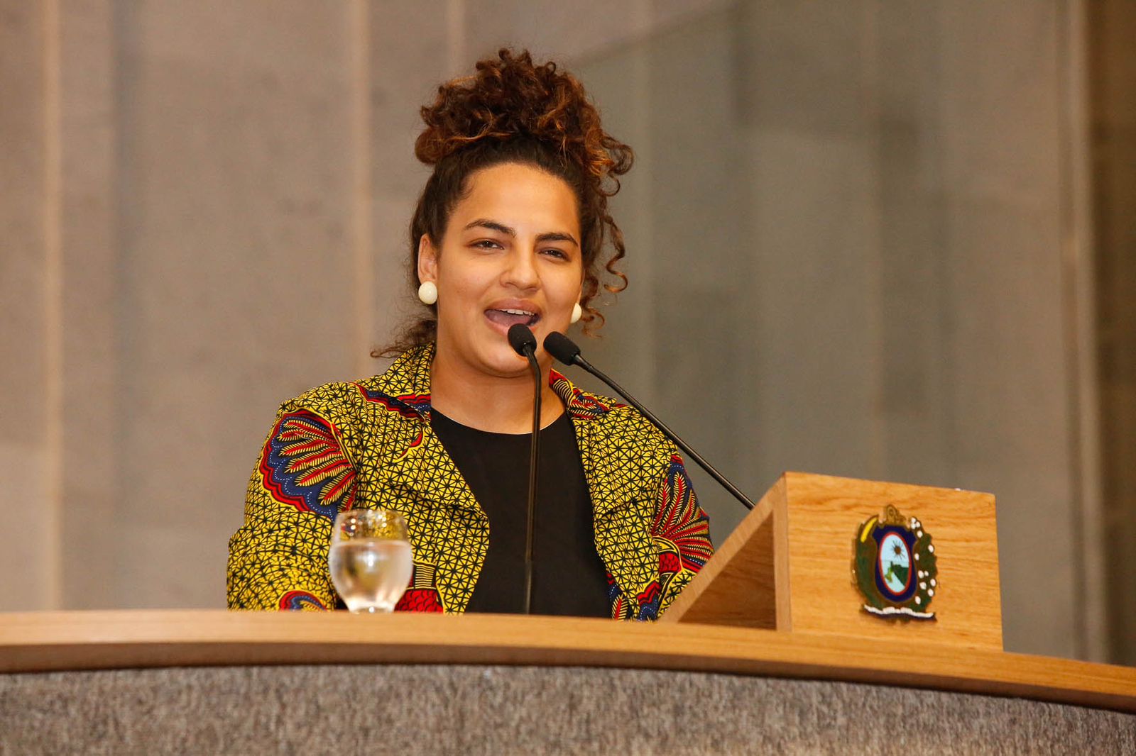 Rosa Amorim rebate Meira: “o ódio não nos intimida”