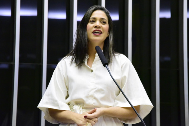 Iza Arruda vai integrar Comissão de Saúde da Câmara 