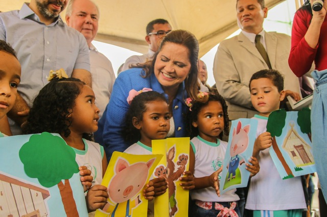 Ipojuca abre concurso com salário inicial de R$ 3,6 mil