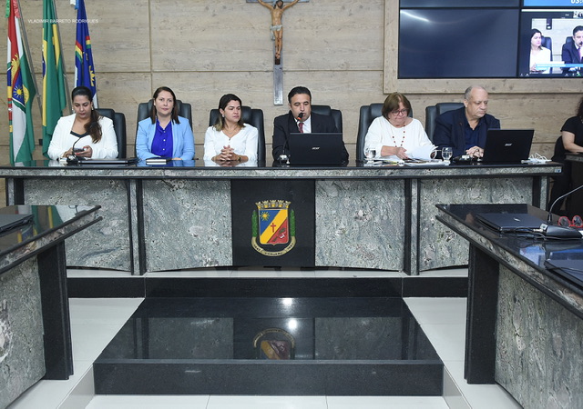 Audiência pública debate PCC dos professores de Caruaru