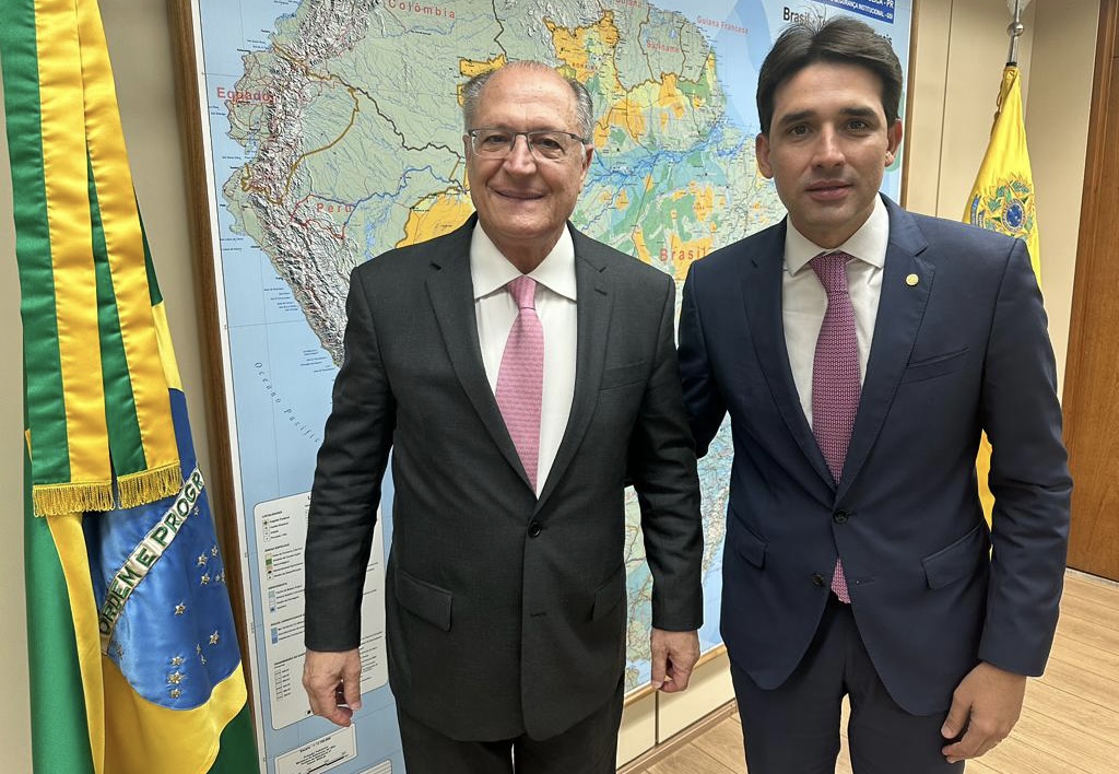 Silvio Costa Filho se reúne com Alckmin para discutir a pauta municipalista e econômica
