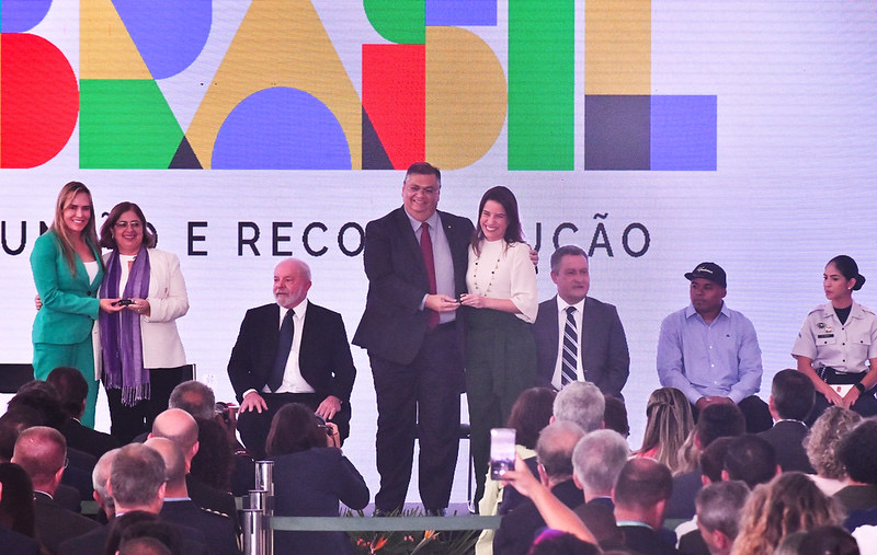 Em Brasília, Raquel participa de evento ao lado de Lula e Flávio Dino
