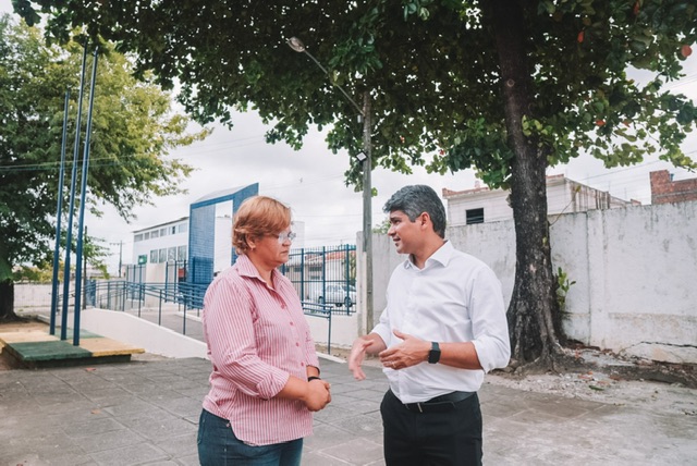 Renato Antunes inicia visita nas escolas públicas do Estado 