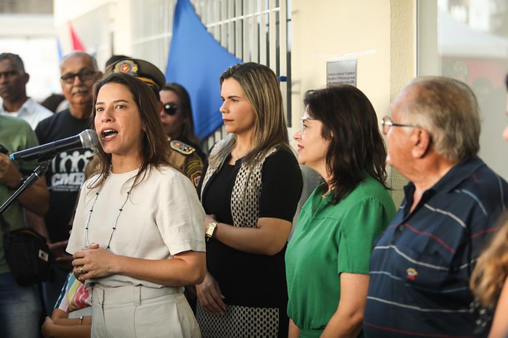 <br>Raquel entrega sede do 19º Batalhão da Polícia Militar de Pernambuco