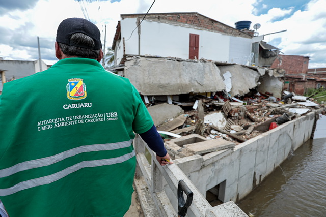 Câmara de Caruaru aprova auxílio-aluguel para vítimas de chuvas