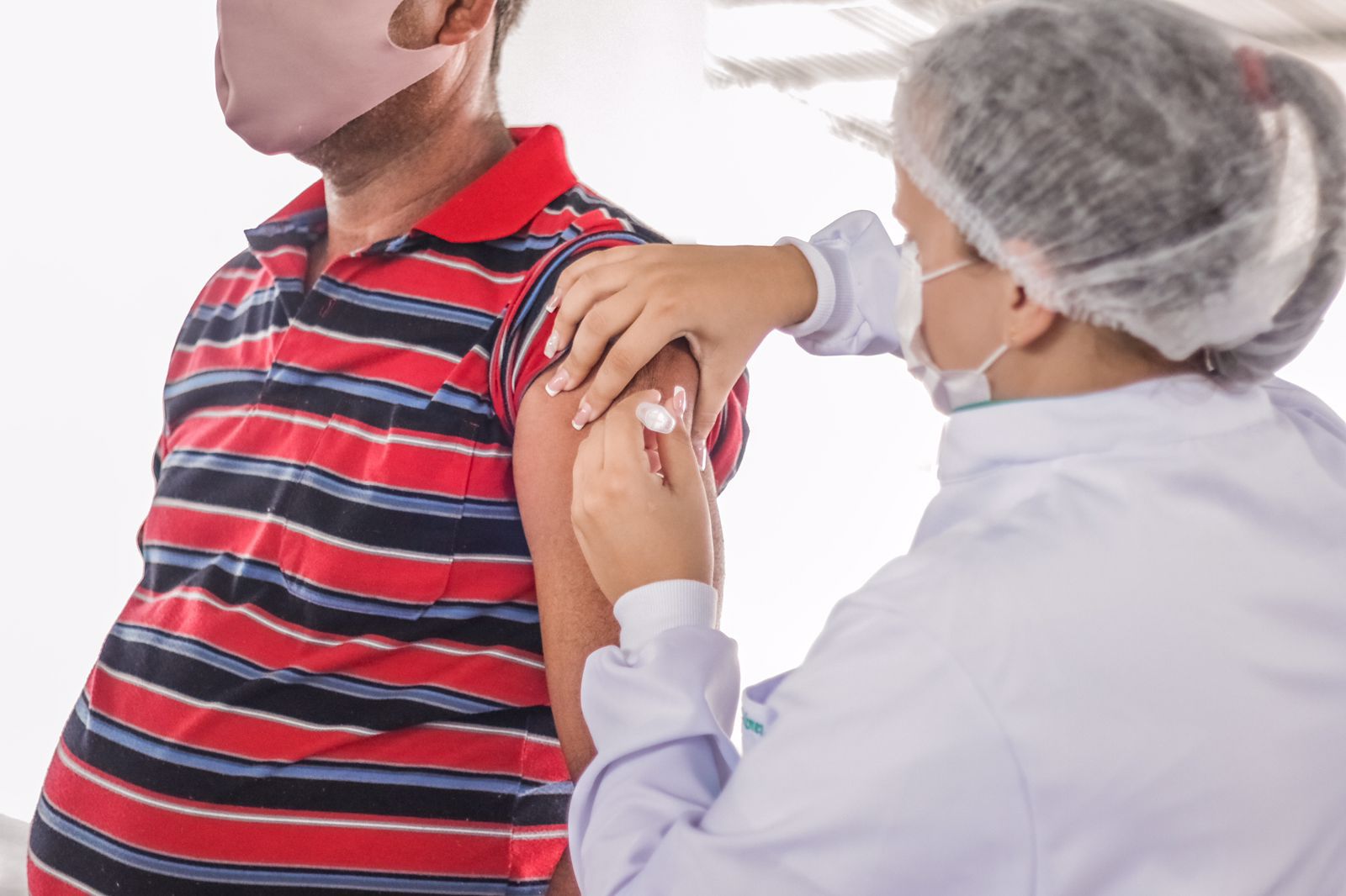 Vacinação bivalente é ampliada para grupos prioritários em Caruaru