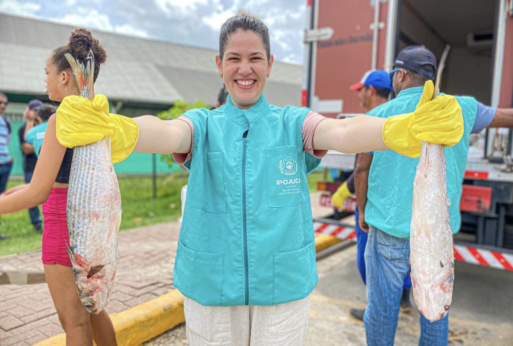 Prefeitura do Ipojuca realiza entrega de peixes para a Semana Santa