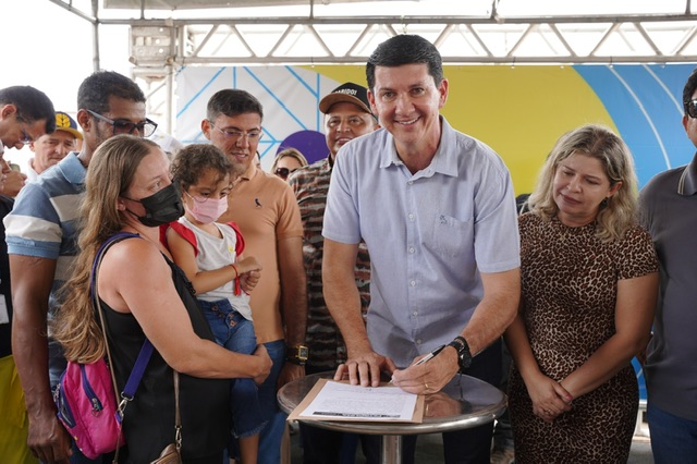 Simão anuncia pacote de ações para a área rural de Petrolina