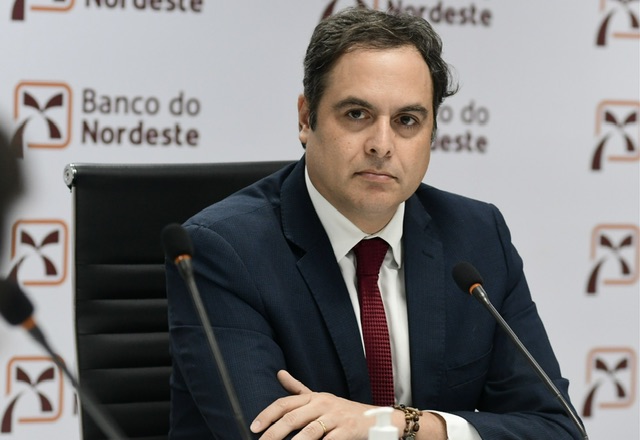 Paulo Câmara participa de assinatura de convênio em Pernambuco