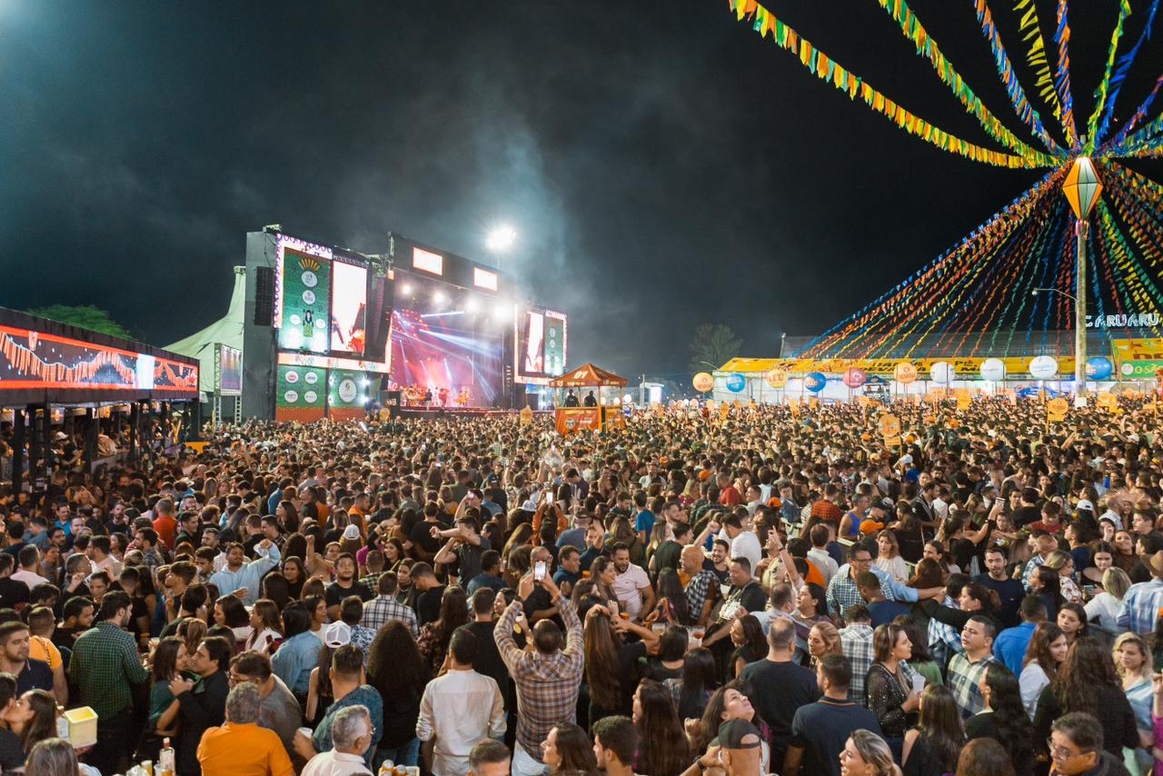 Prefeito contrata ex para se apresentar na noite dos namorados no São João de Caruaru