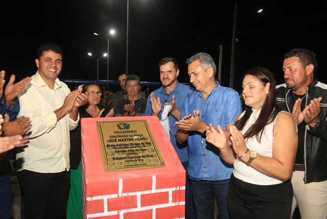 Prefeito Álvaro Marques inaugura mais uma praça em Tacaimbó