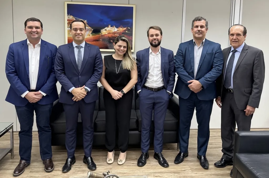 André Teixeira assume Conselho de Administração do Porto do Recife