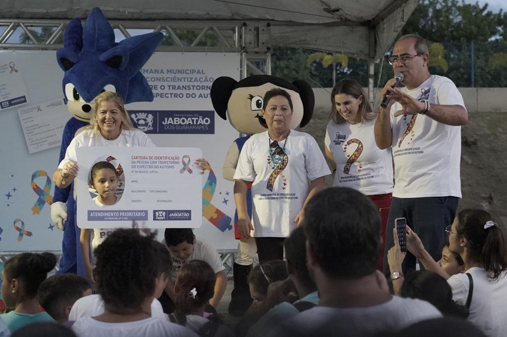 Prefeito do Jaboatão anuncia ações para pessoas com autismo 