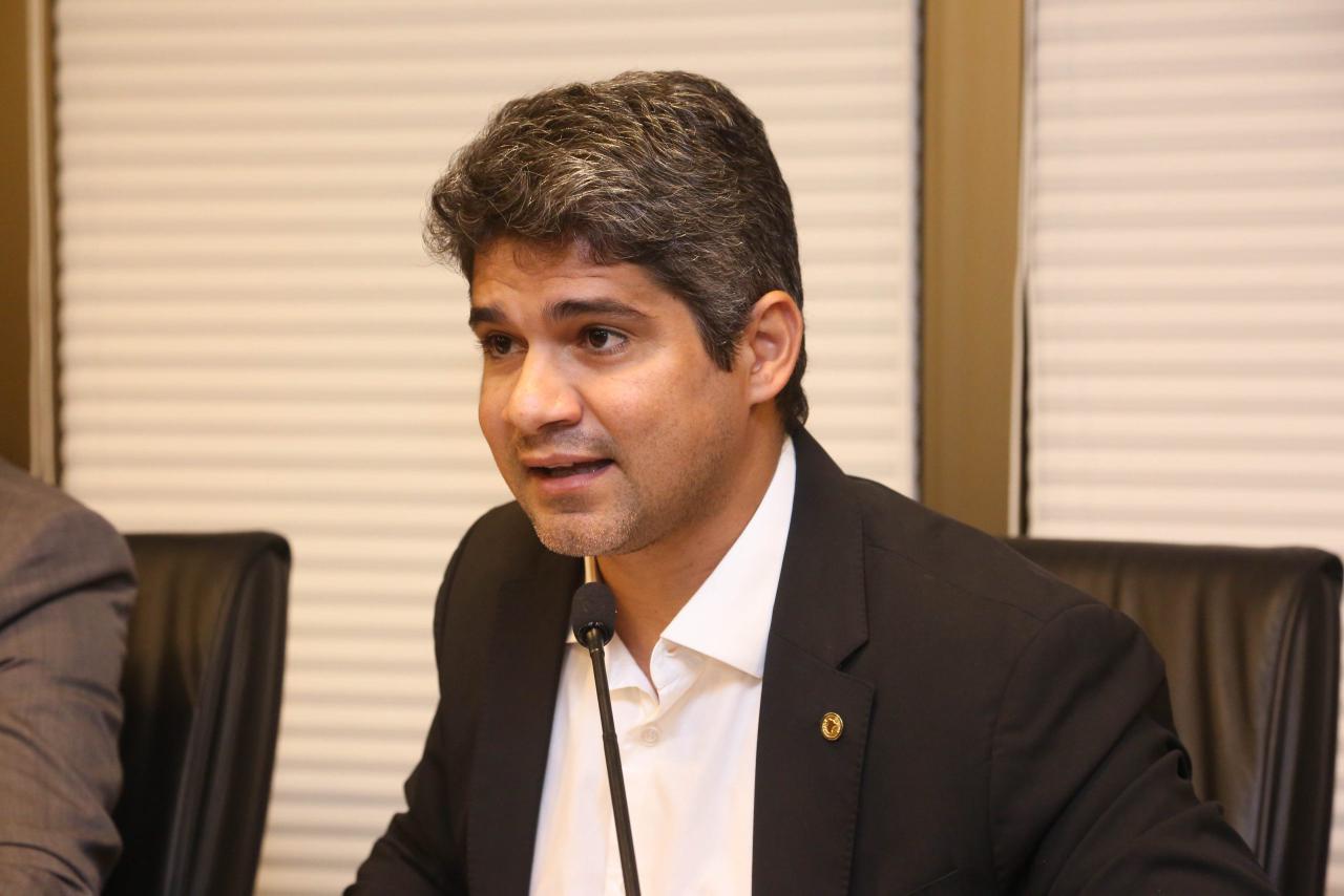 PL marchará unido no Recife em 2024, garante Renato Antunes 