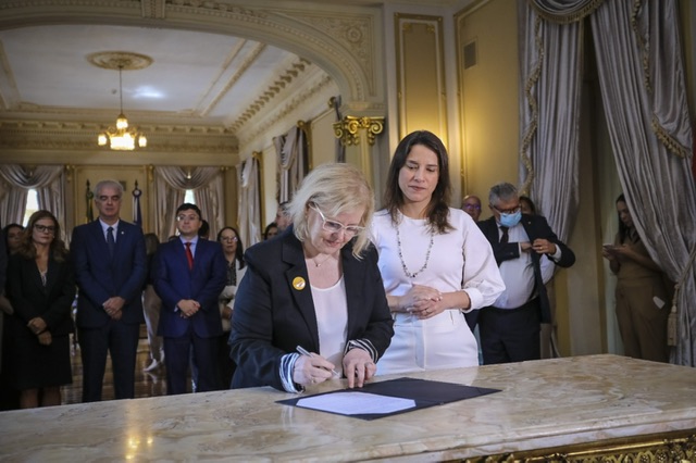 Raquel Lyra e presidente do STF assinam termo de cooperação 