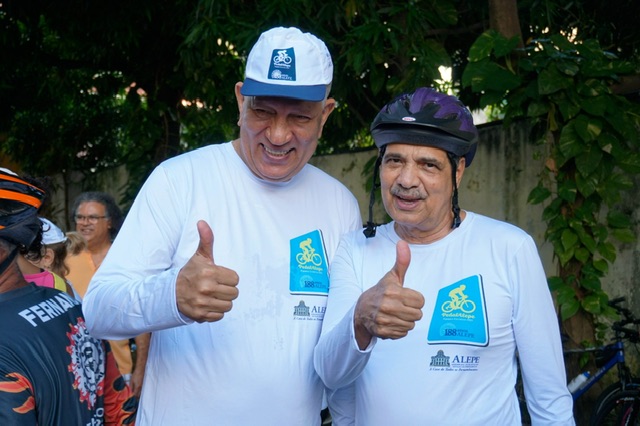 Passeio ciclístico da Alepe tem ampla adesão