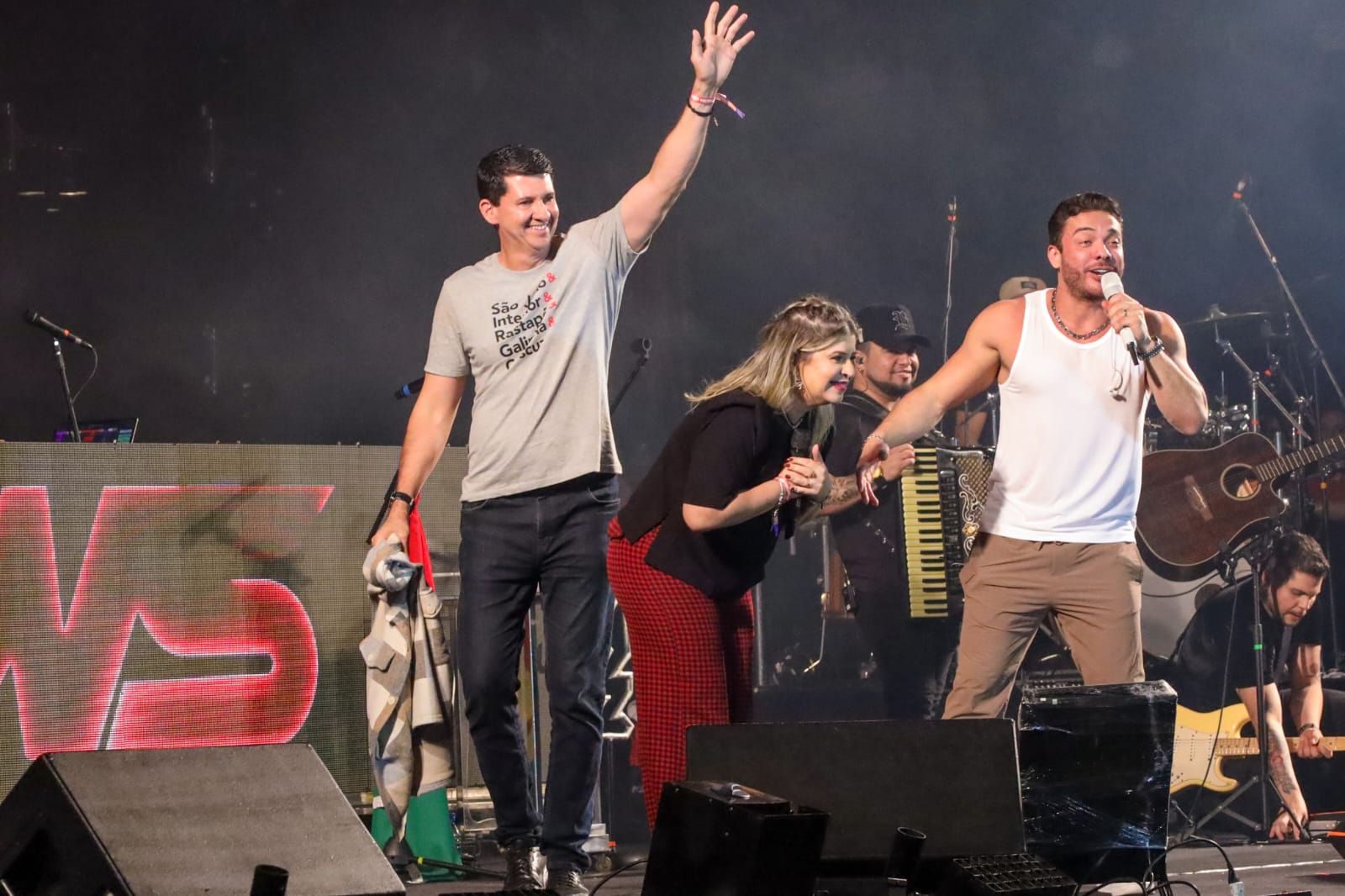 Simão anuncia programação do São João de Petrolina na quinta (13)