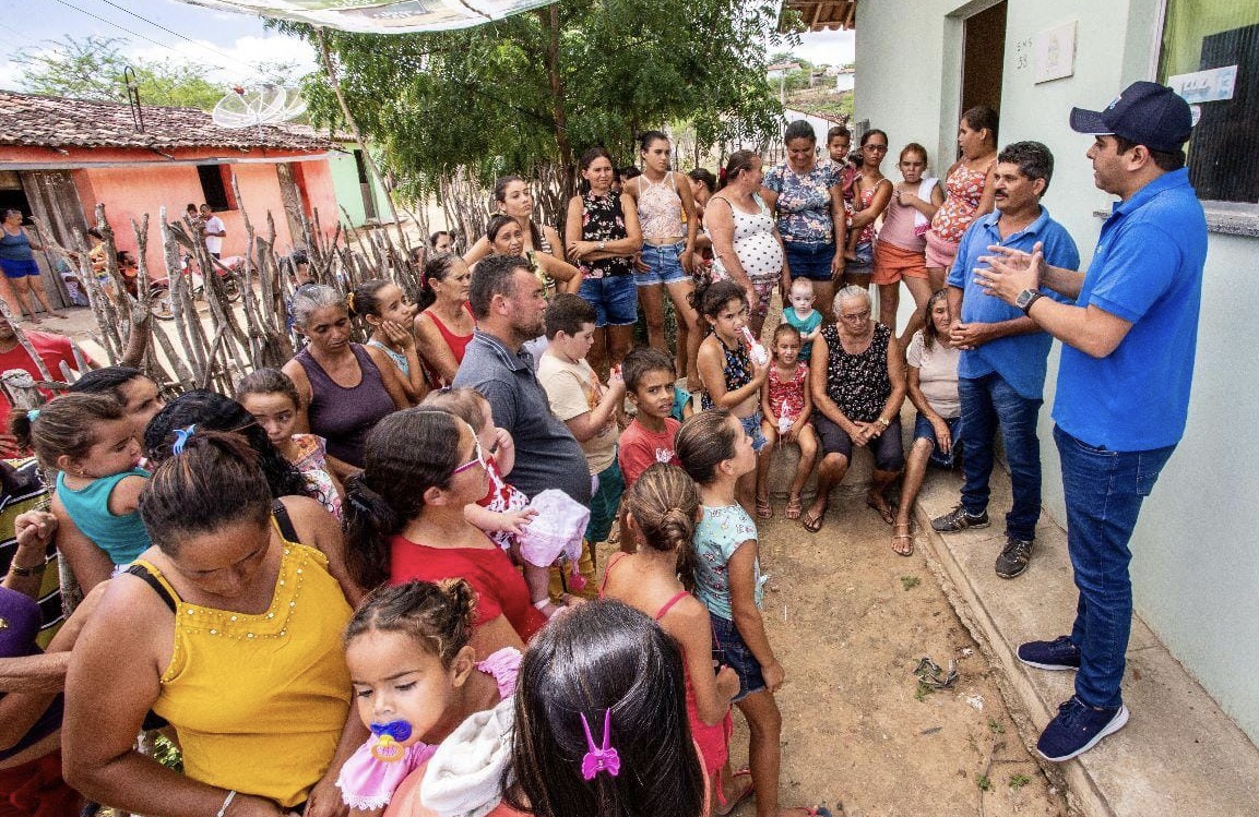 Fernando Rodolfo se reúne com associações rurais de Caruaru