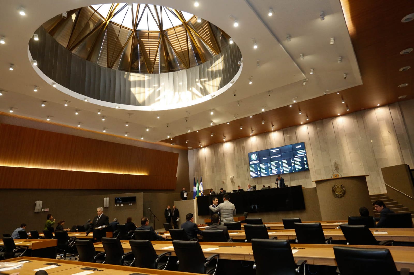 Eleição para o TCE-PE movimenta os bastidores da Alepe