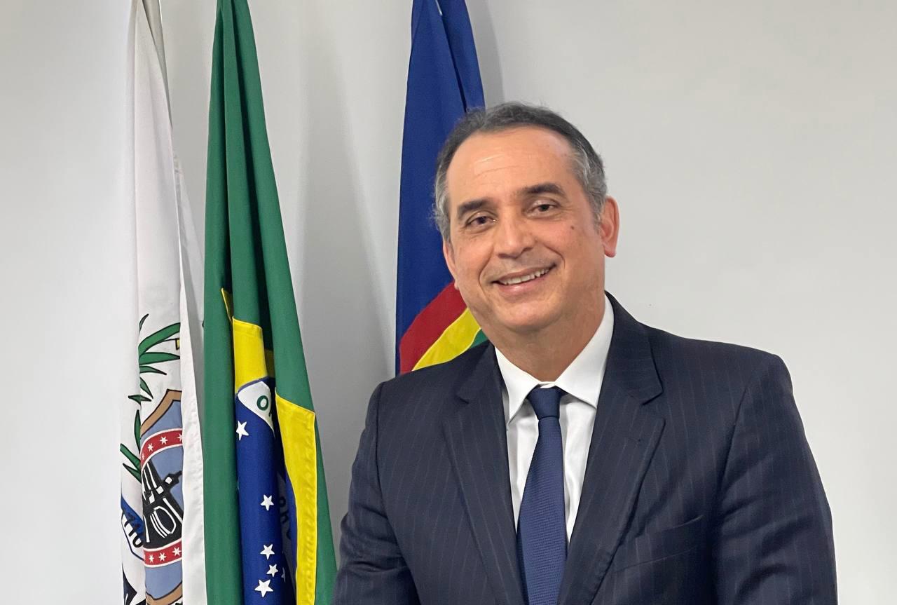 Raquel determina retorno de Décio Padilha ao Governo do Estado