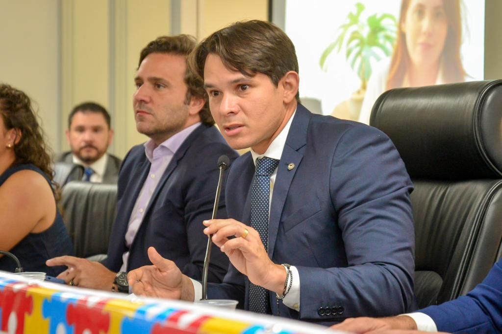 João de Nadegi assume presidência da Comissão do Autismo e propõe plano de inclusão 