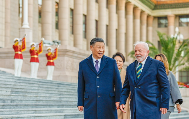 Lula e Xi Jinping assinam acordos de cooperação entre Brasil e China 