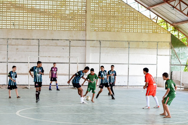 Futsal é meio de cidadania para alunos da rede municipal de Gravatá
