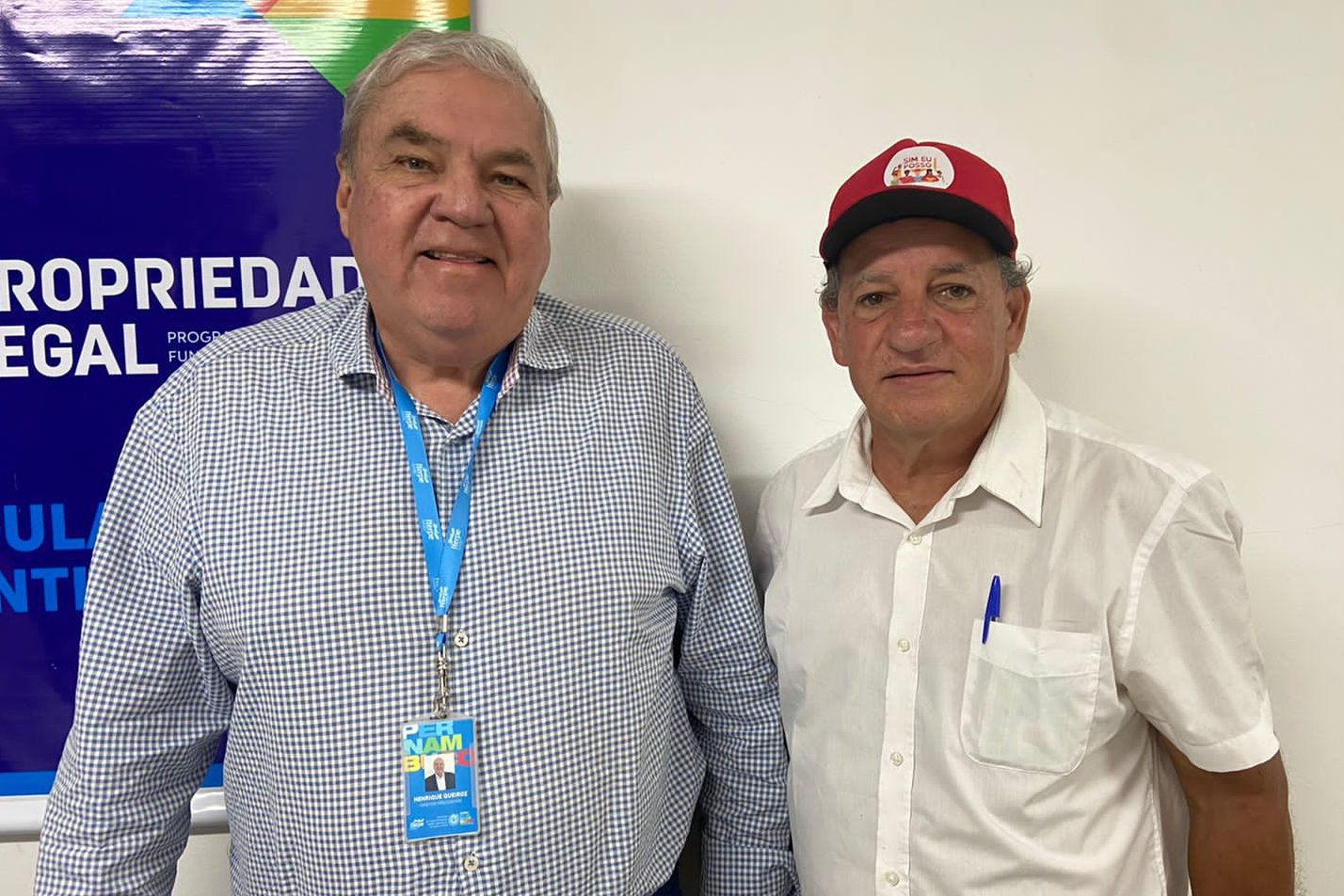 Coordenador do MST visita sede do Iterpe no Recife