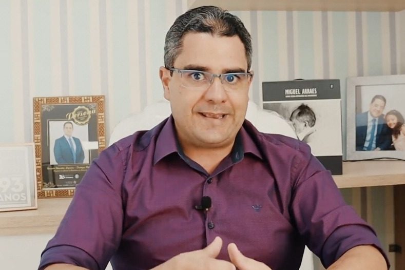 A indignação seletiva de Siqueirinha