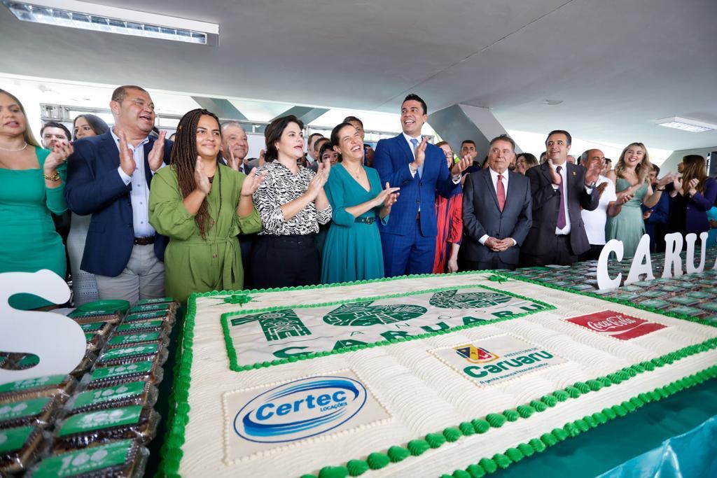 Raquel Lyra participa das comemorações dos 166 anos de Caruaru 