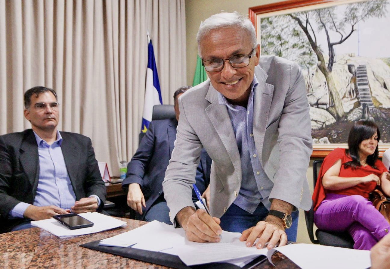 Prefeito de Vitória reativa Conselho Municipal de Segurança